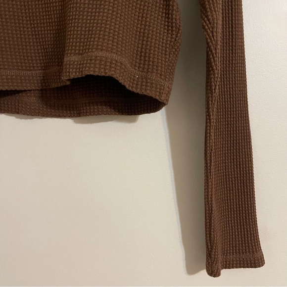 MWL Waffle Long Sleeve Crop Top Large - Picture 10 of 10